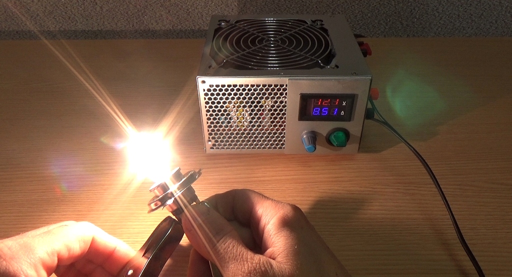 Şarj cihazını bilgisayar güç kaynağından test etme